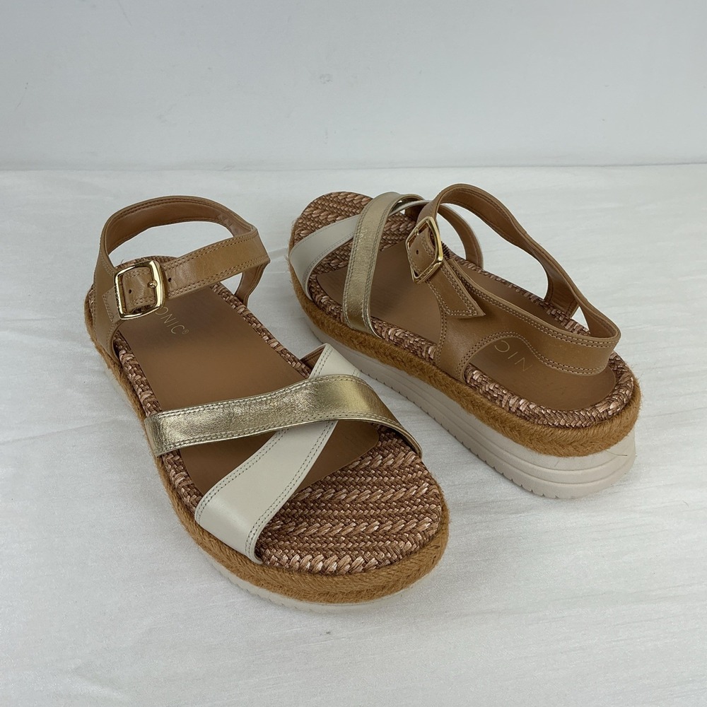Vionic Mar Sandals Gold Tan Strappy Women's Size 7.5 Ankle strap New